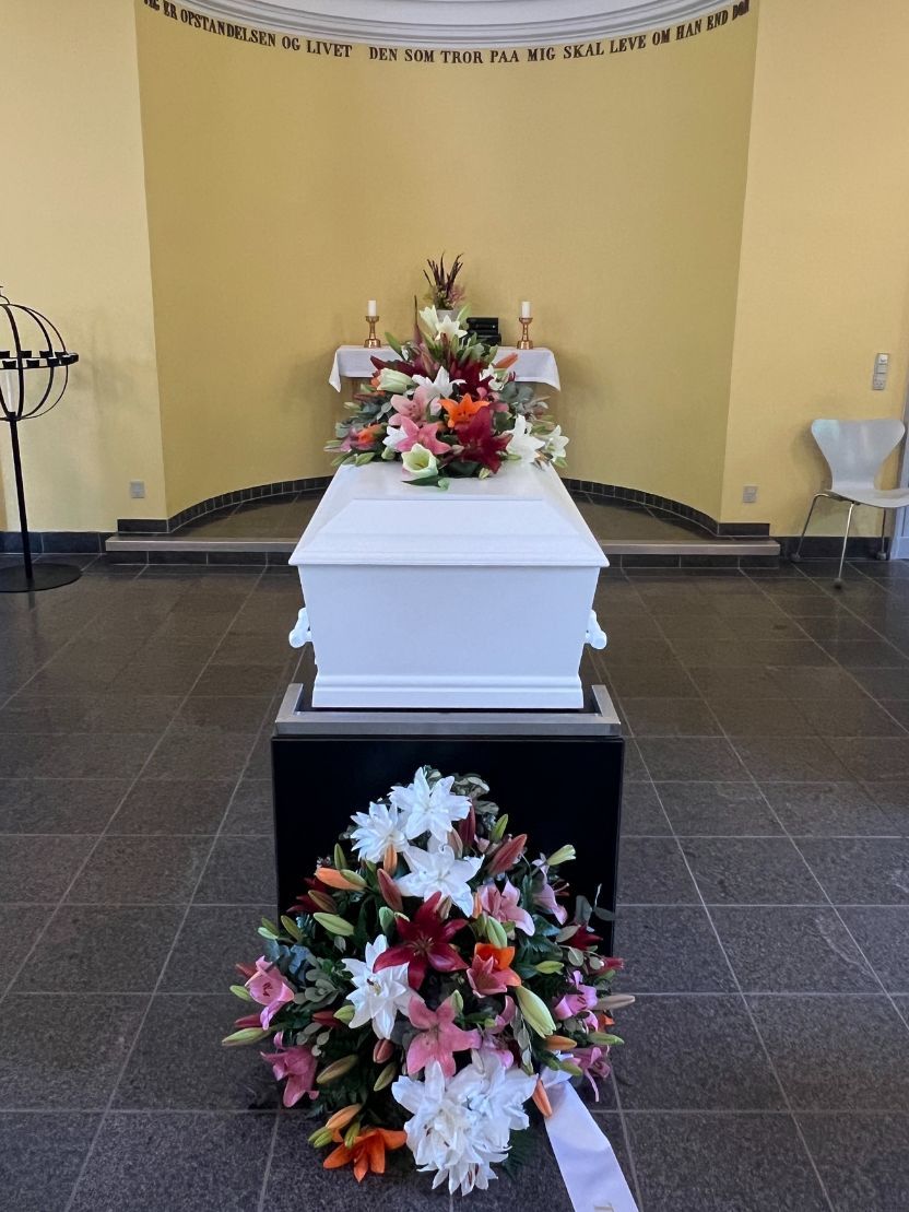 Kistepynt - forskellige farver liljer